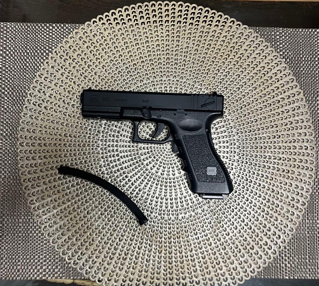 未使用　東京マルイ　カスタム品　グロックG18C Glock 強化カーボンギア