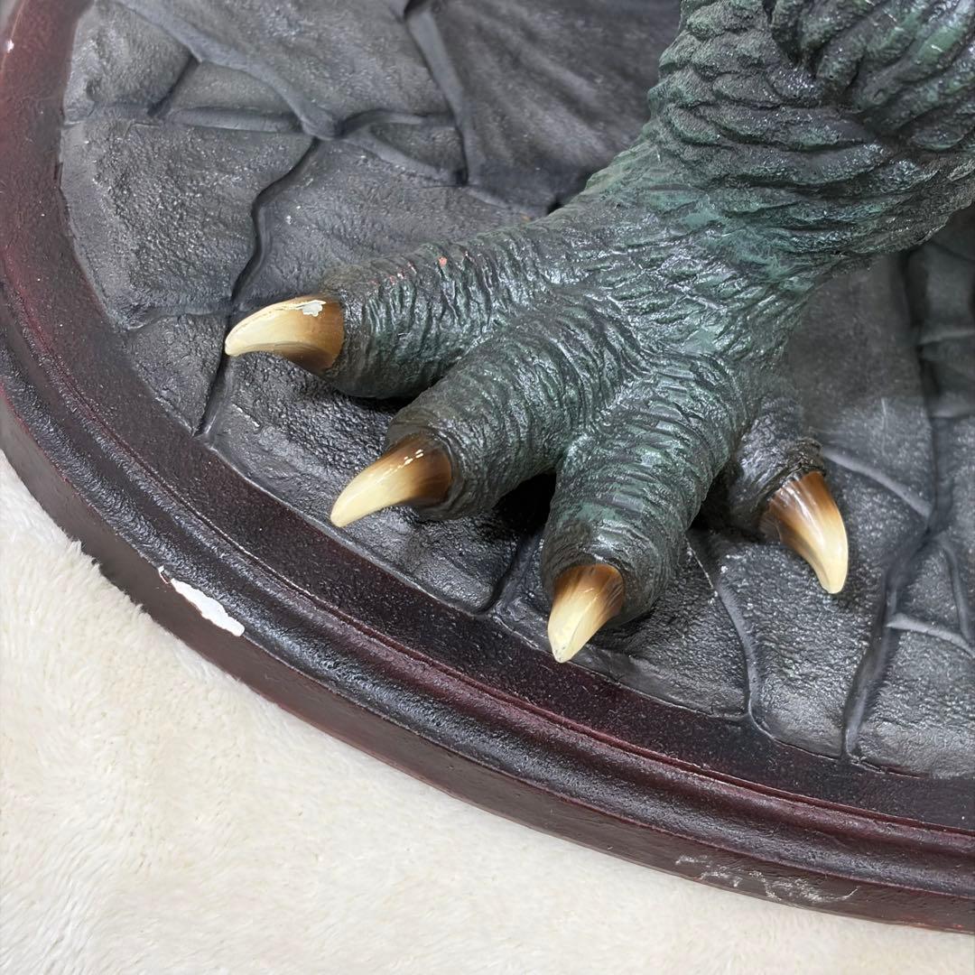 限定300体 東宝怪獣シリーズ 巨大リアルフィギュア ゴジラ 約30cm 箱付