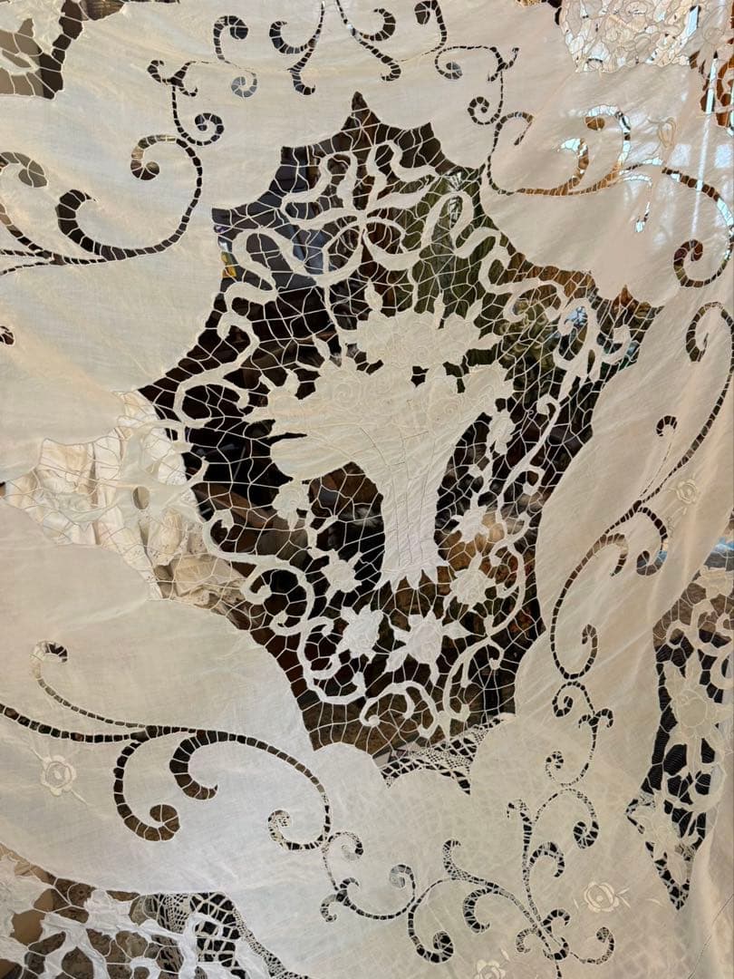 レースカーテン ハンドメイド刺繍 （sold out）