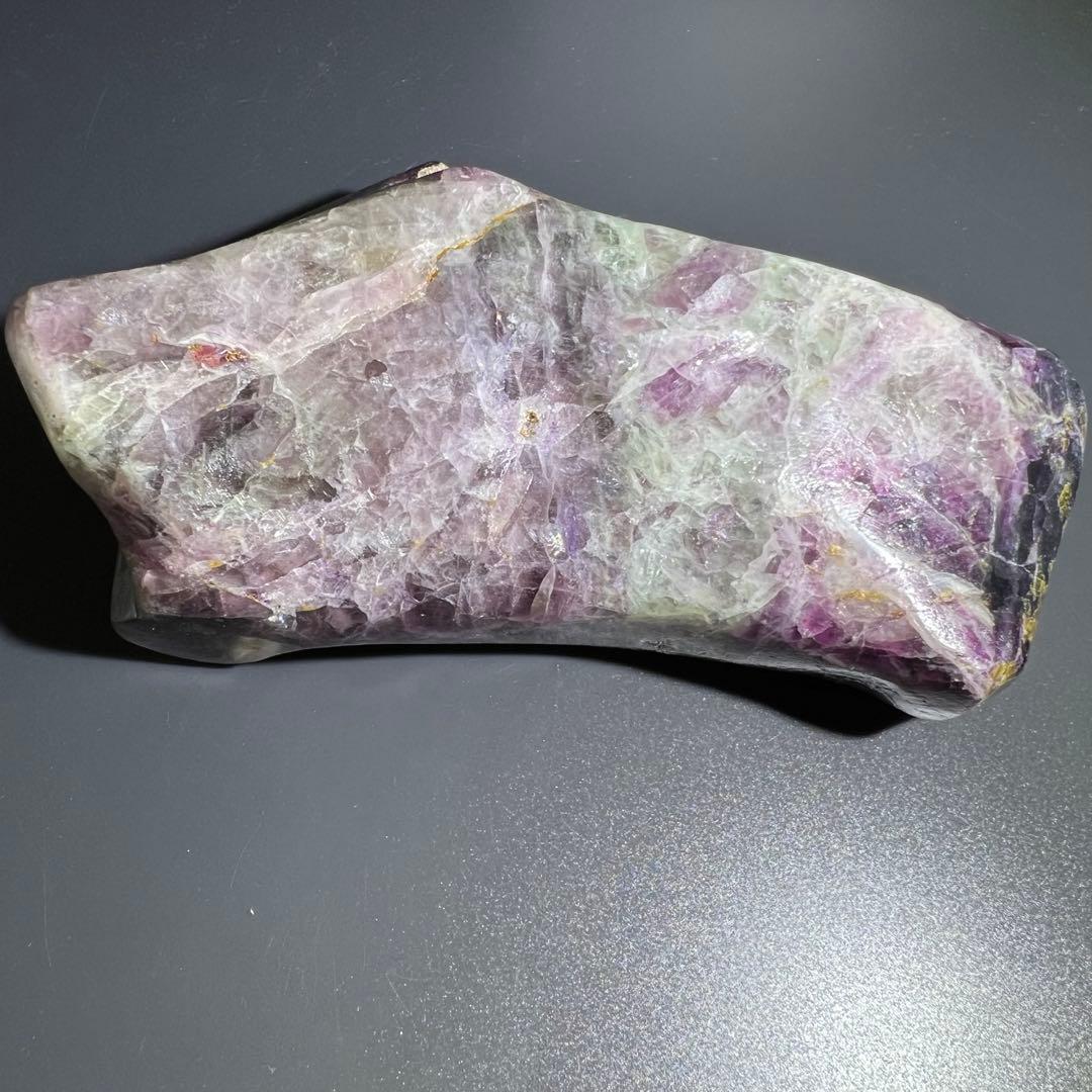 ✳️存在際立つ美しいフローライト原石✨レインボー フローライト 原石 天然石 置物