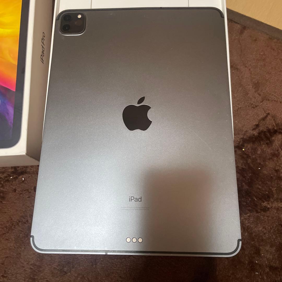 iPadPro11インチ第二世代　Wi-Fi＋cellular モデル256GB