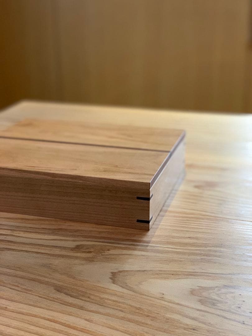 Yukosknit　キャビネット