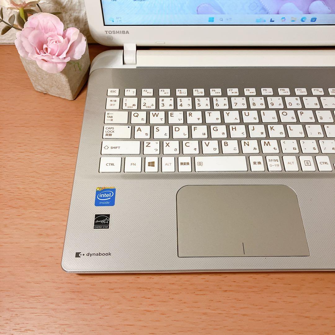 人気の薄型✨Windows11✨エクセルワードできる✨初心者用ノートパソコン