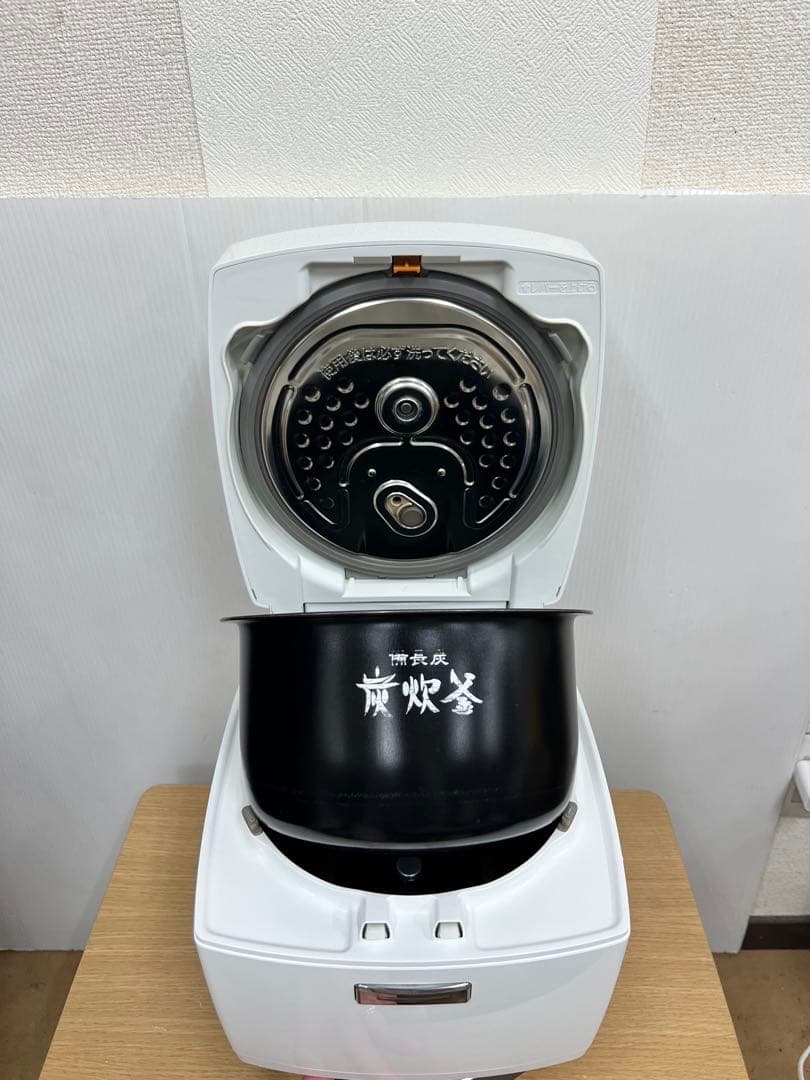 三菱電機 IH 炭炊釜 炊飯器 1.0L (5.5合炊き) NJ-VE106-W