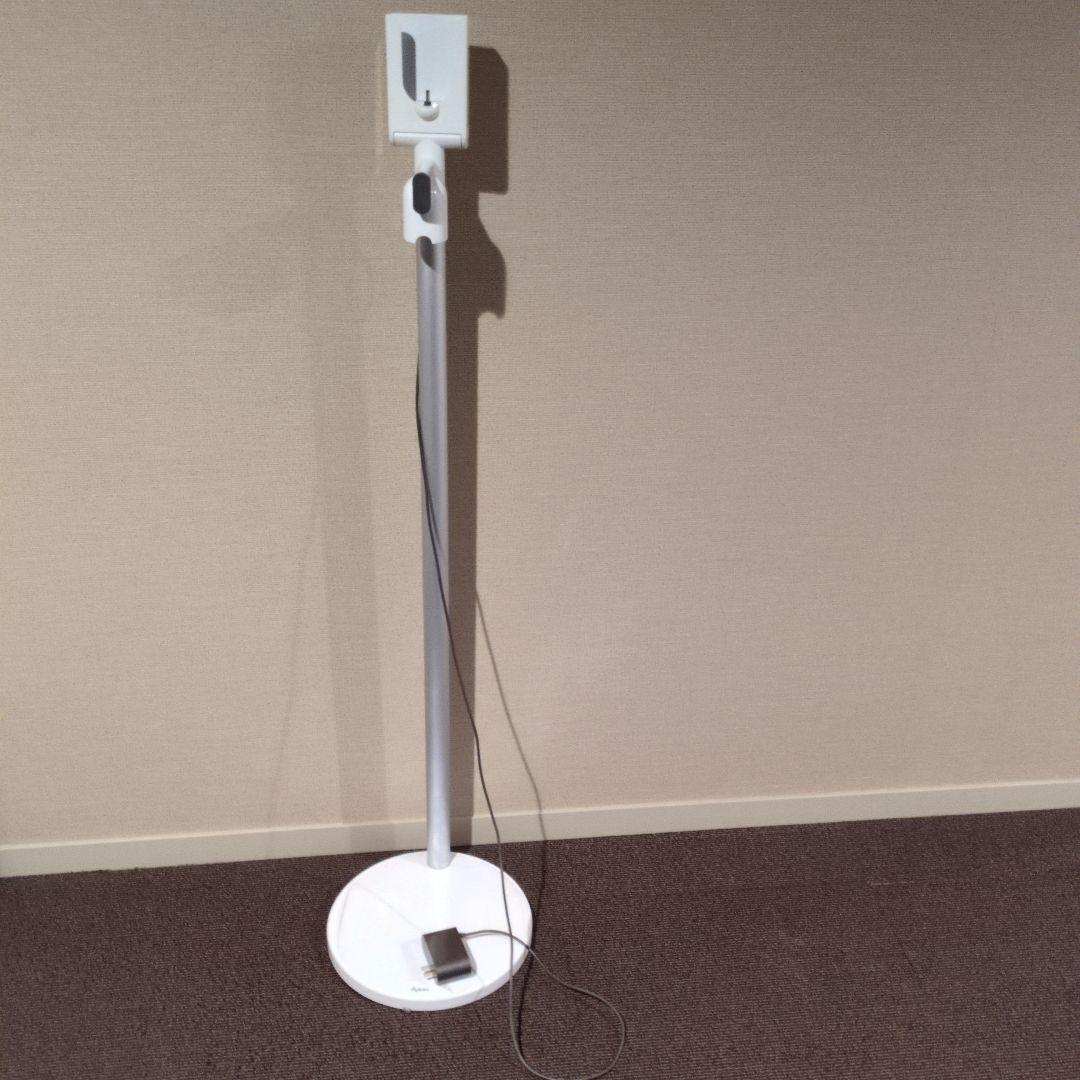【中古品】Dyson ダイソン　充電ドック　クリーナースタンド　充電器つき