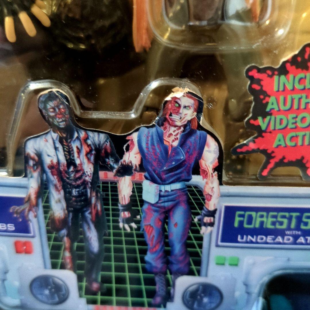 TOY BIZ／RESIDENT EVIL　✨希少品　　【中古／未開封品】