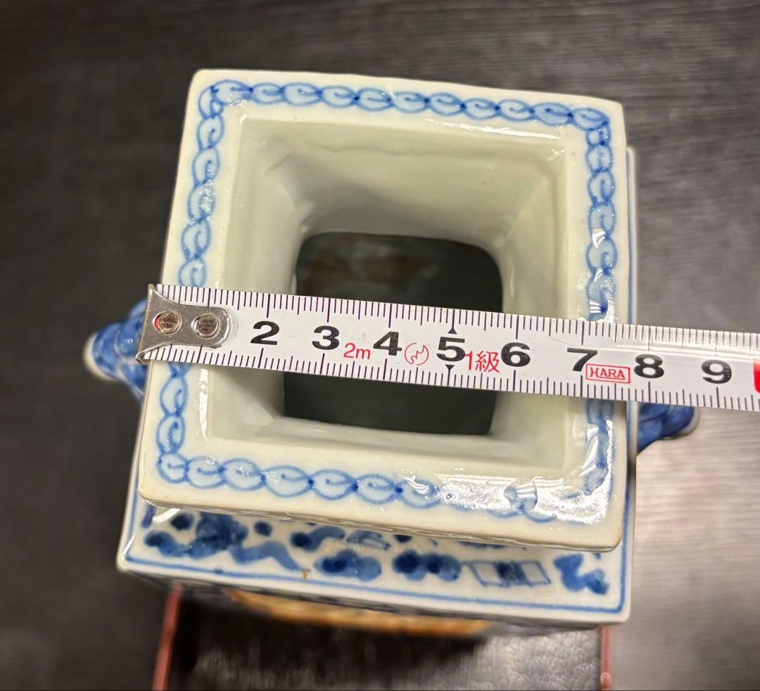 九谷焼　浮彫四角花瓶