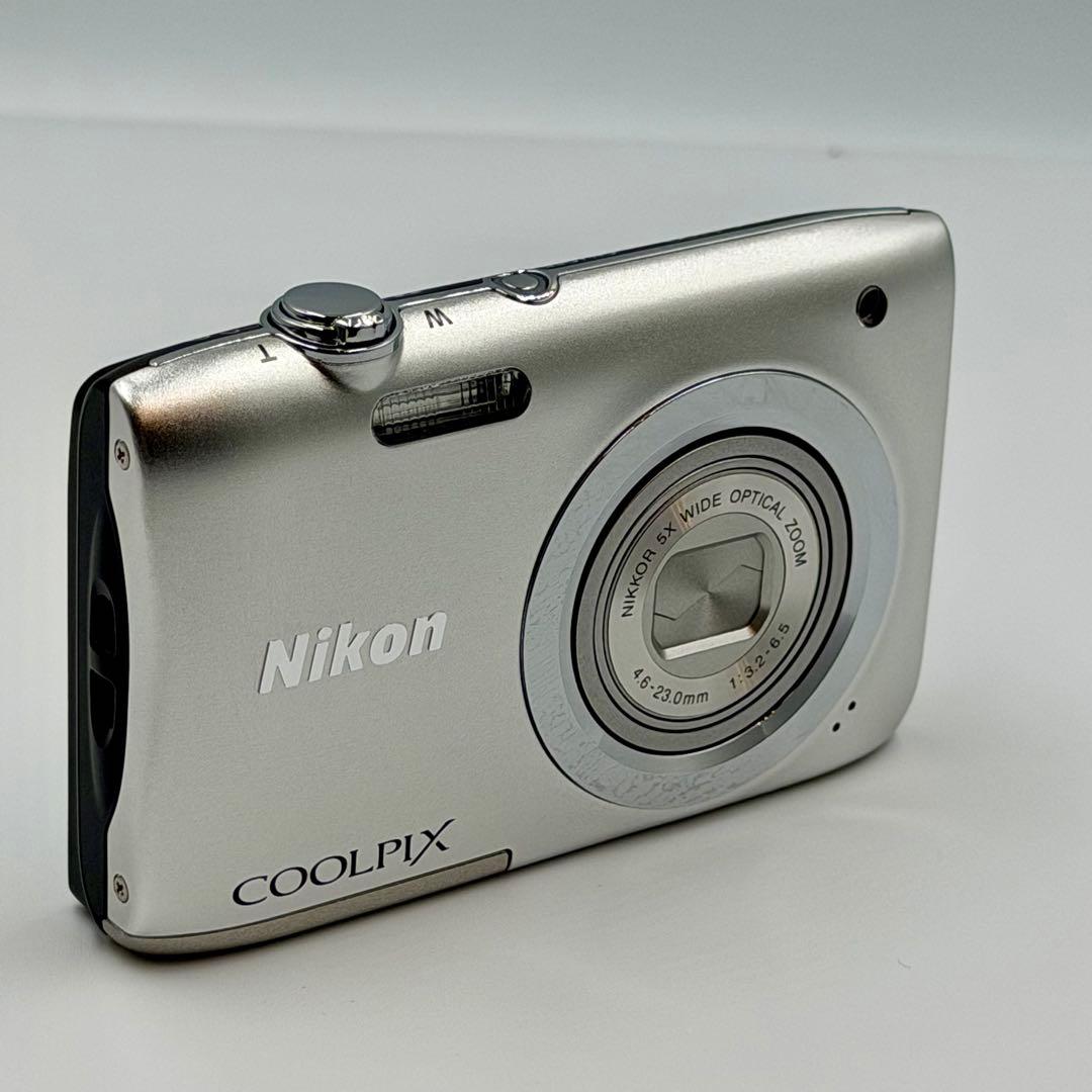 ✨極美品✨Nikon COOLPIX A100 シルバー クールピクス 箱付き