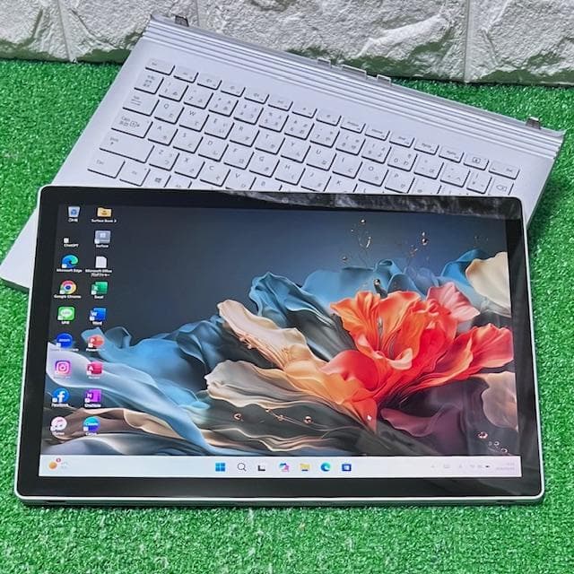 GeForce搭載！ハイエンド2in1タブレットPC！Surface Book3