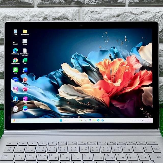 GeForce搭載！ハイエンド2in1タブレットPC！Surface Book3