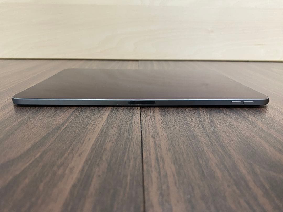 iPad Pro 11インチ 第1世代 WIFIモデル　256GB