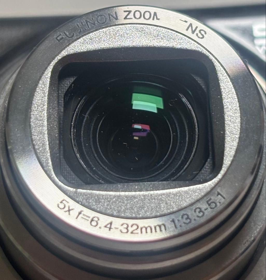 FUJIFILM FINEPIX F200EXR 5倍ズーム デジタルカメラ