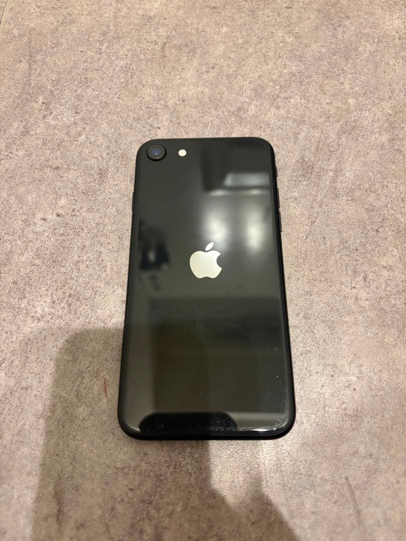 iPhone SE 第2世代 64GB ブラック