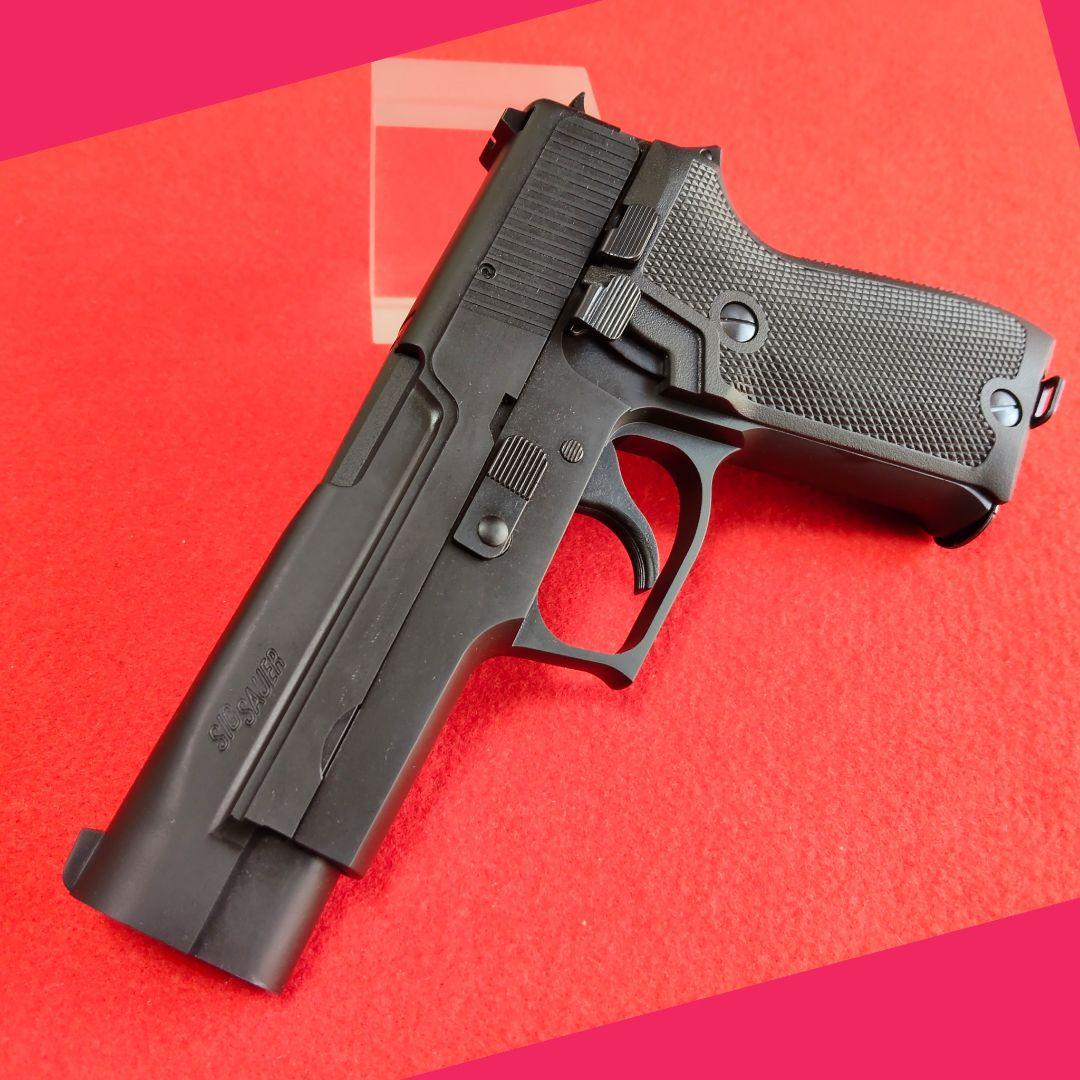 タナカ　シグ P220 アーリーモデル　ヘヴィウエイト　ガスブローバック