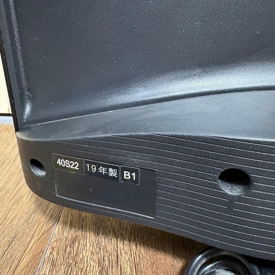 よっちゃん　様　40型液晶テレビ