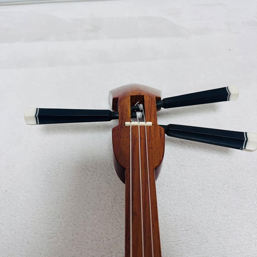 三線 蛇皮 蛇革　沖縄 和楽器 ハードケース付き