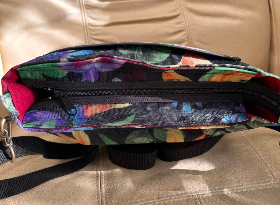 花柄ショルダーバッグ☆ハンドメイド☆軽量☆ナイロンプリント