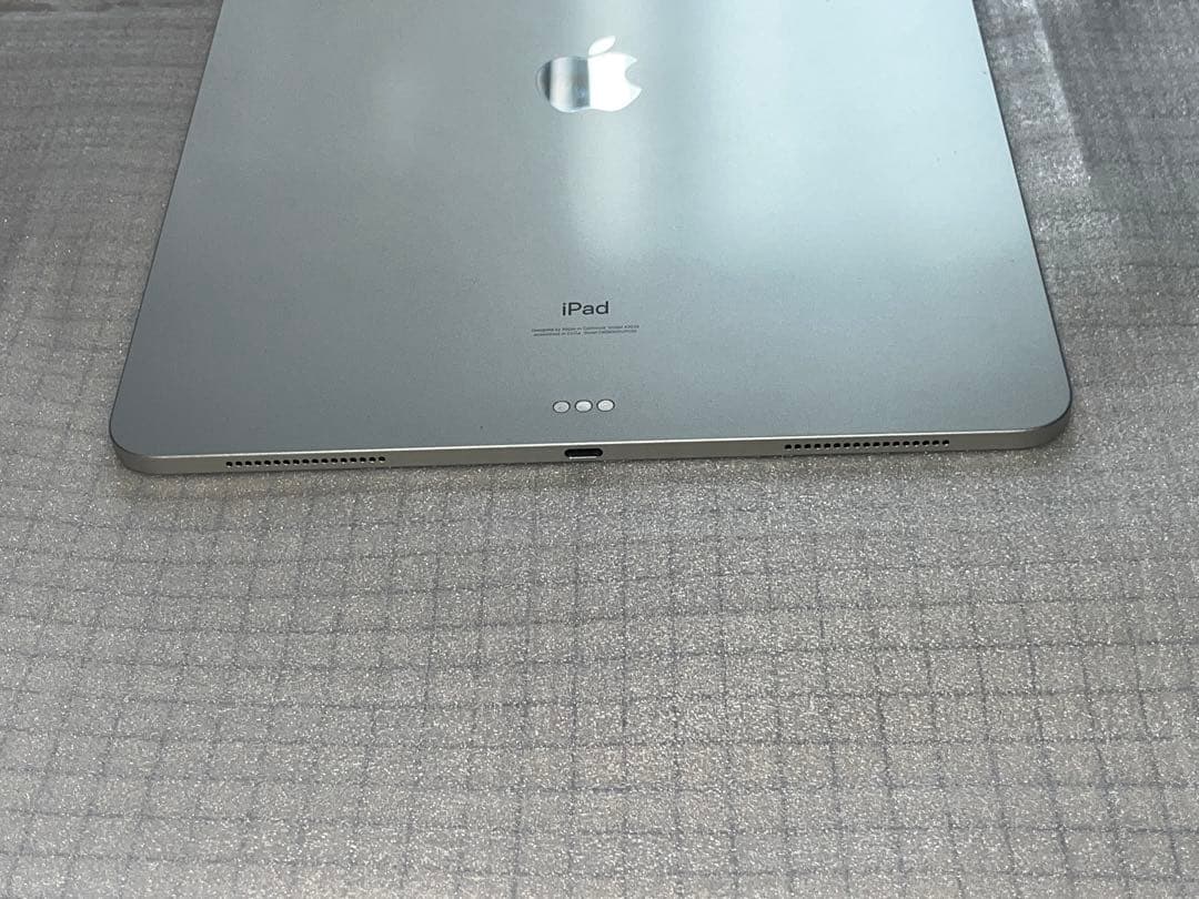 美品 Apple iPad Pro 第4世代 12.9 128GB Wi-Fi