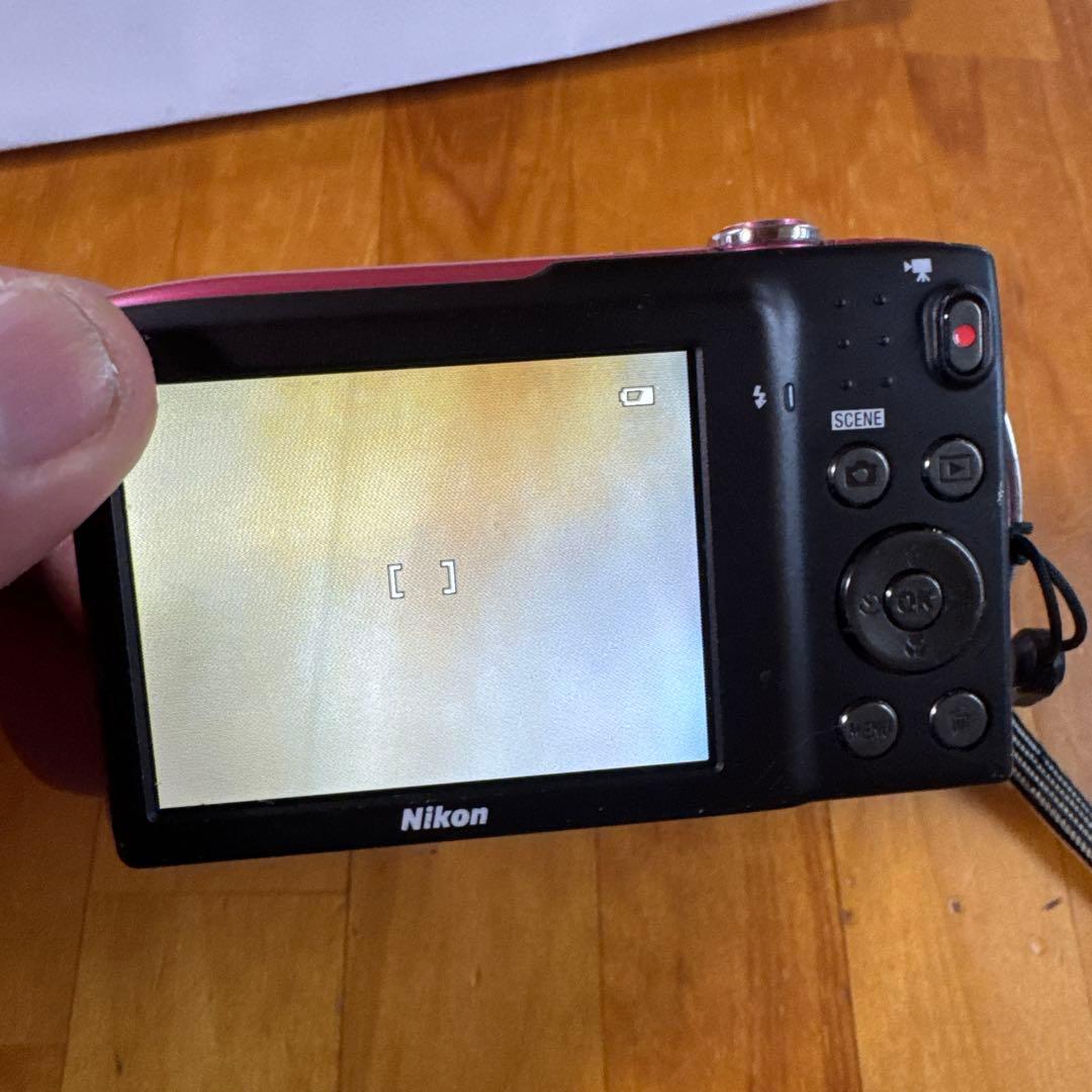 Nikon COOLPIX S3300 デジカメ