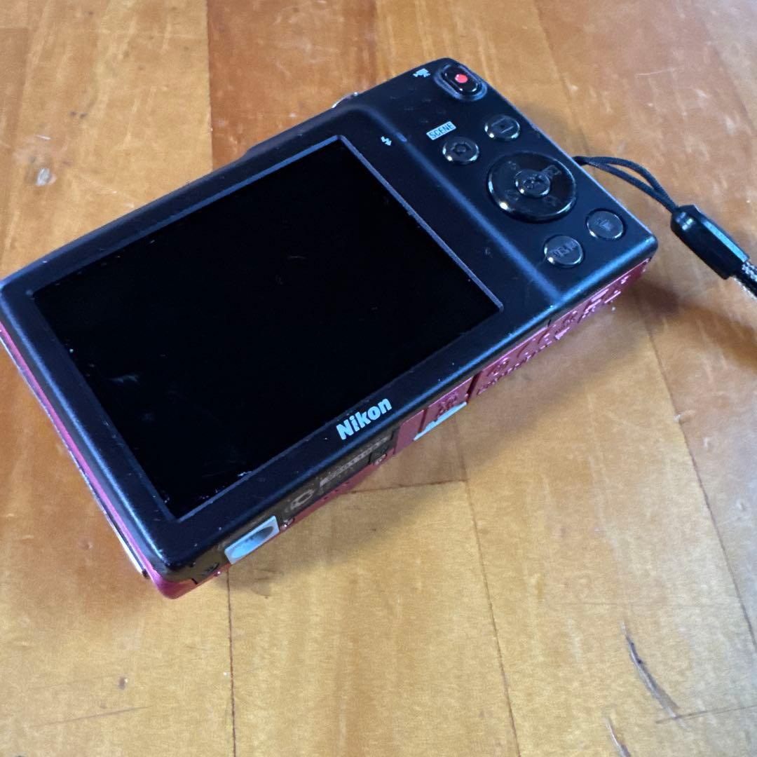Nikon COOLPIX S3300 デジカメ