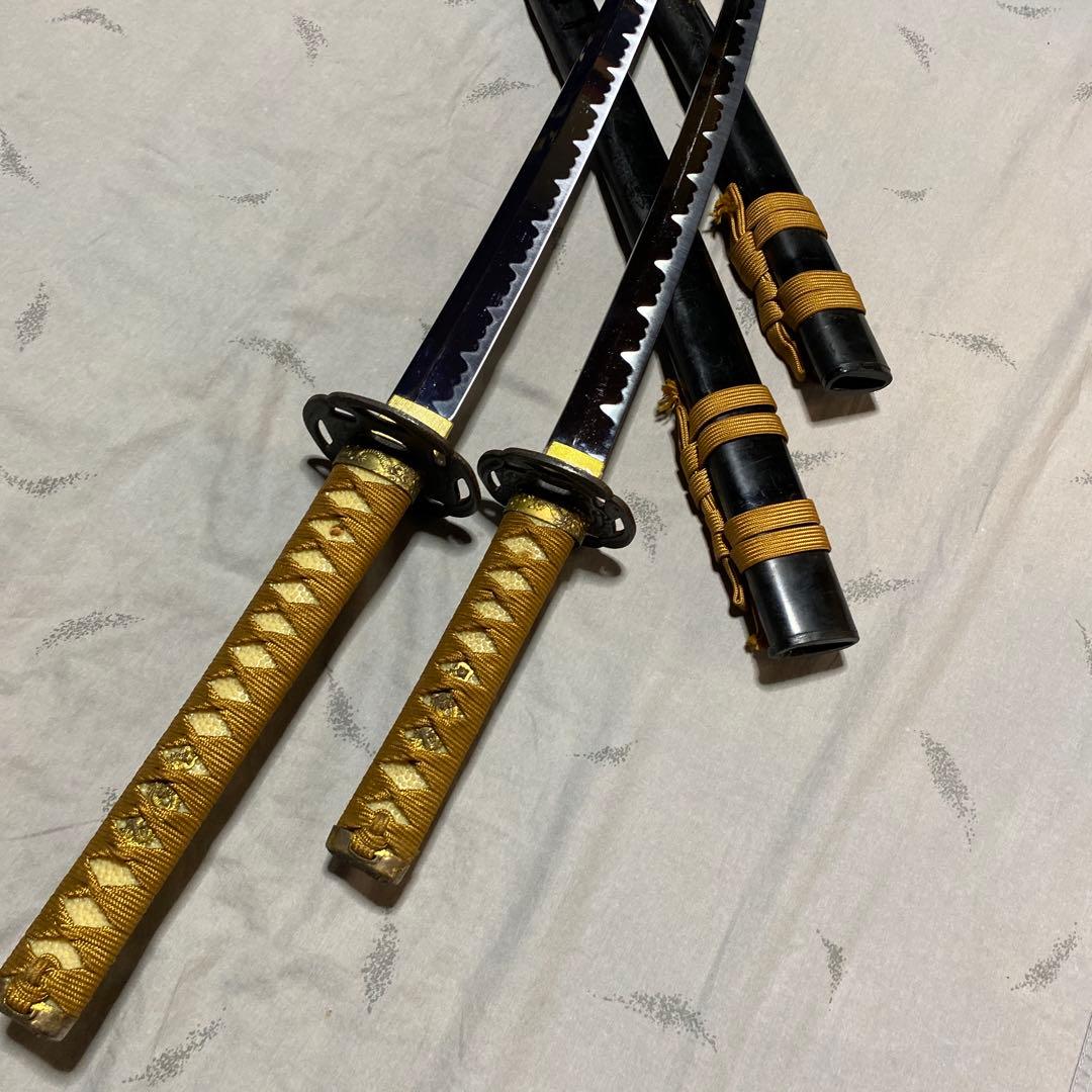 模造刀大小２本セット 金茶柄 波図透し鉄鍔 向日葵図黒呂鞘