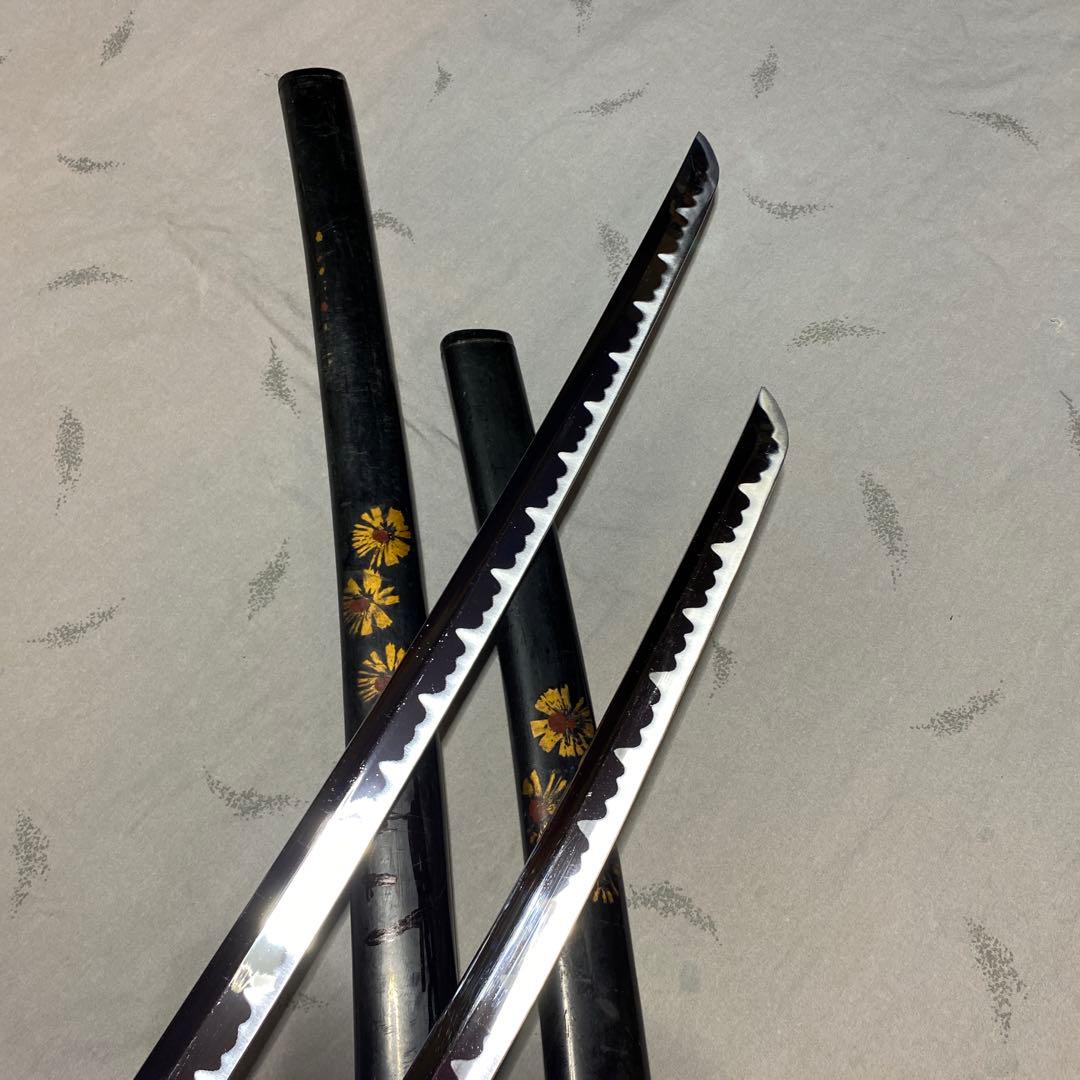 模造刀大小２本セット 金茶柄 波図透し鉄鍔 向日葵図黒呂鞘
