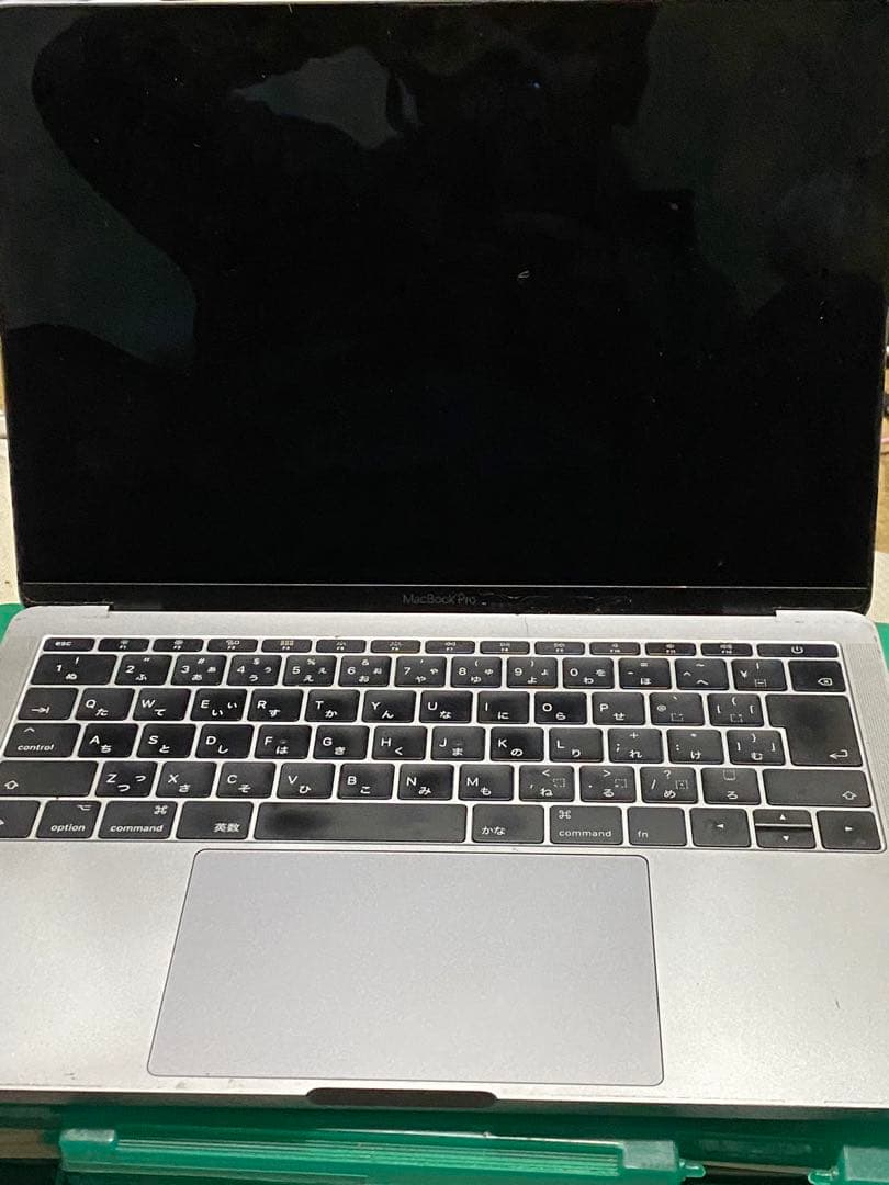 MacBook 2017 13インチ 8GB 128GB ジャンク 液晶破損