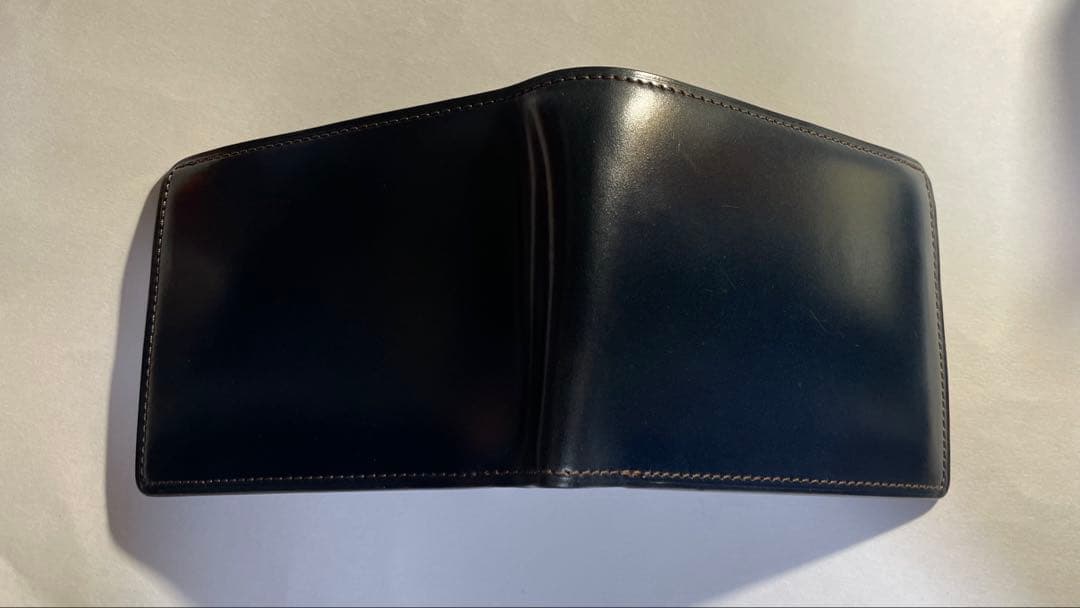 ココマイスター 2つ折り財布、ダークネイビー 美品
