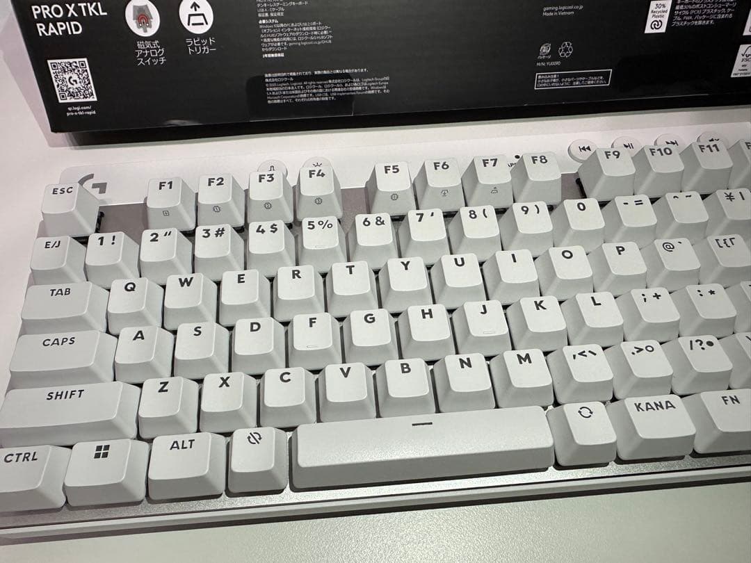 Logicool G PRO X TKL RAPID ホワイトキーボード