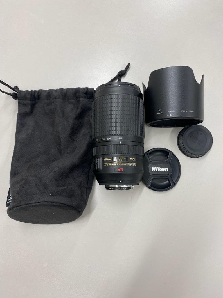ニコン　AF-SNIKKOR 70-300 F4.5-5.6 ED VR