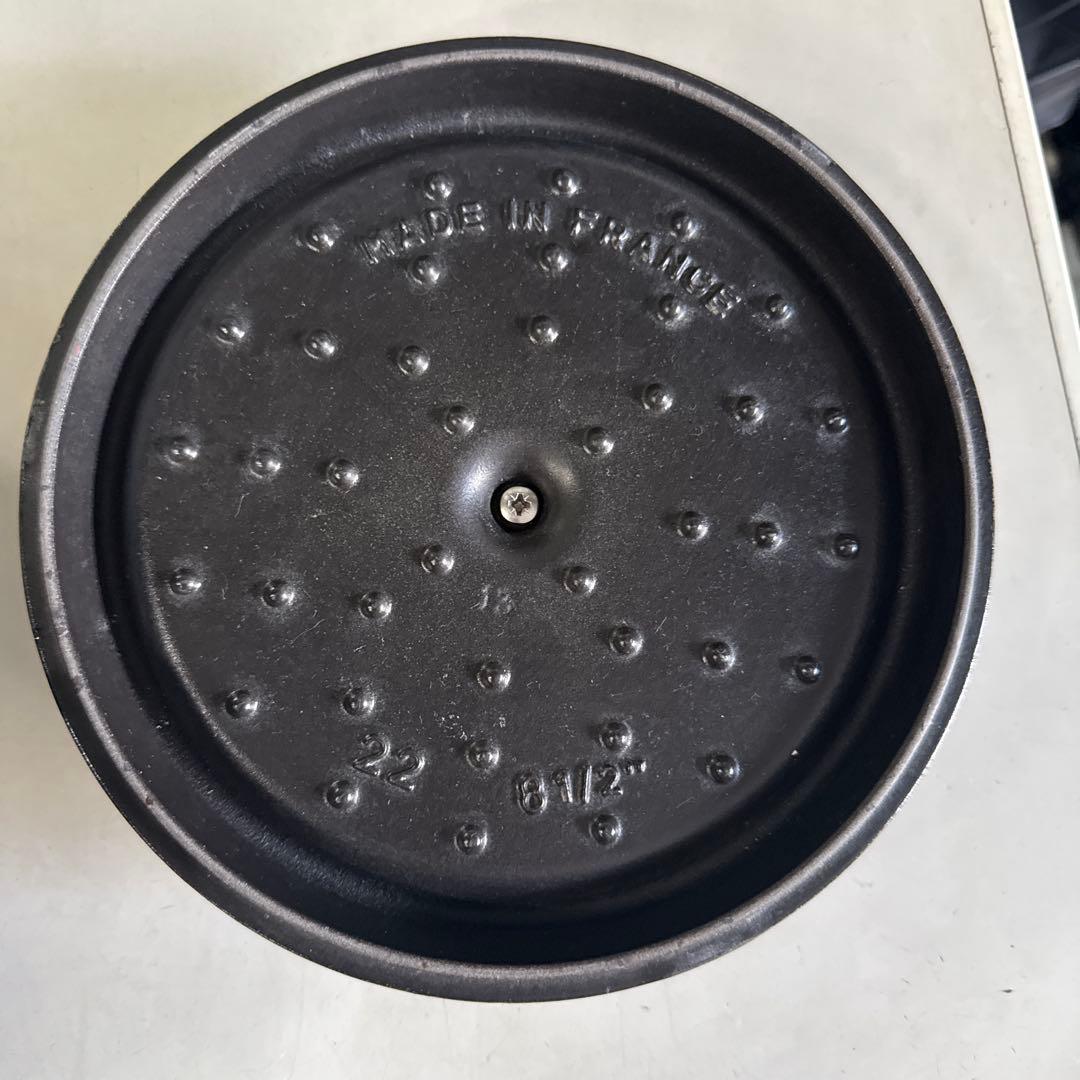 STAUB LA COCOTTE 赤 鍋 22cm