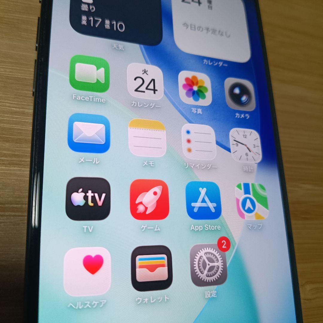 iPhone 15 Plus ブラック【美品】