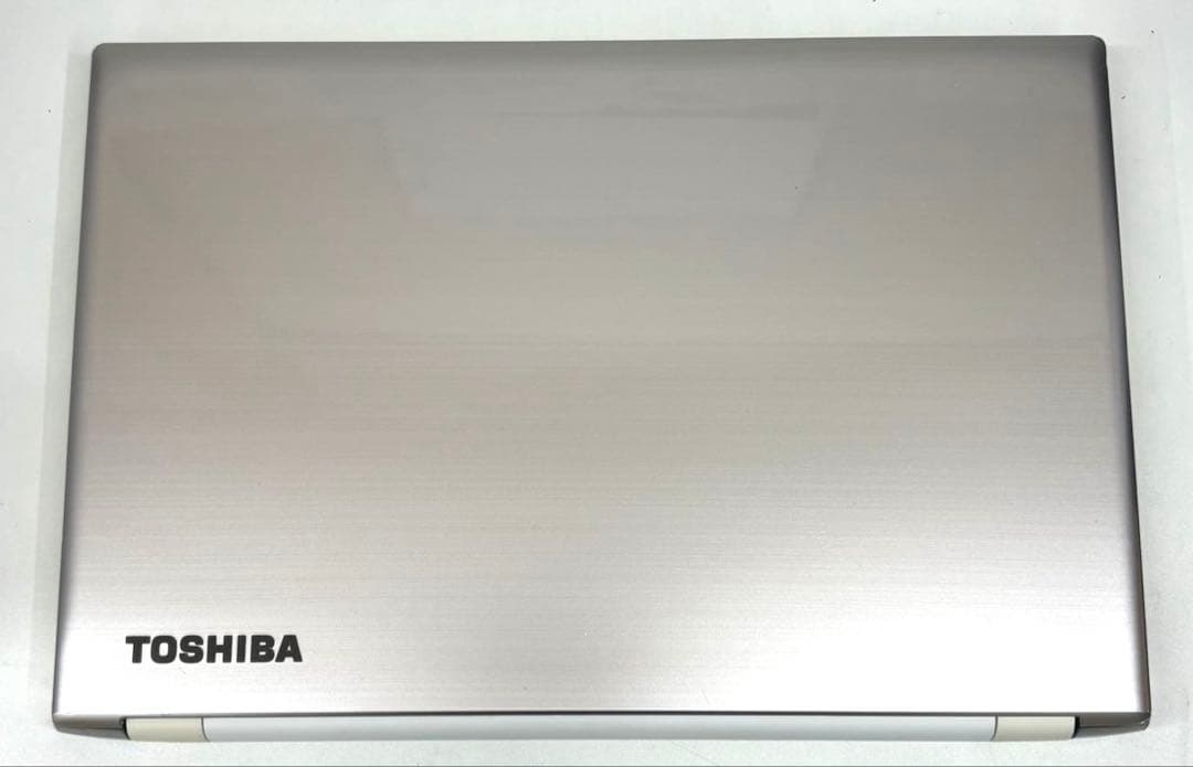 561 特別特価‼︎ dynabook ノート　Core i7SSD240GB