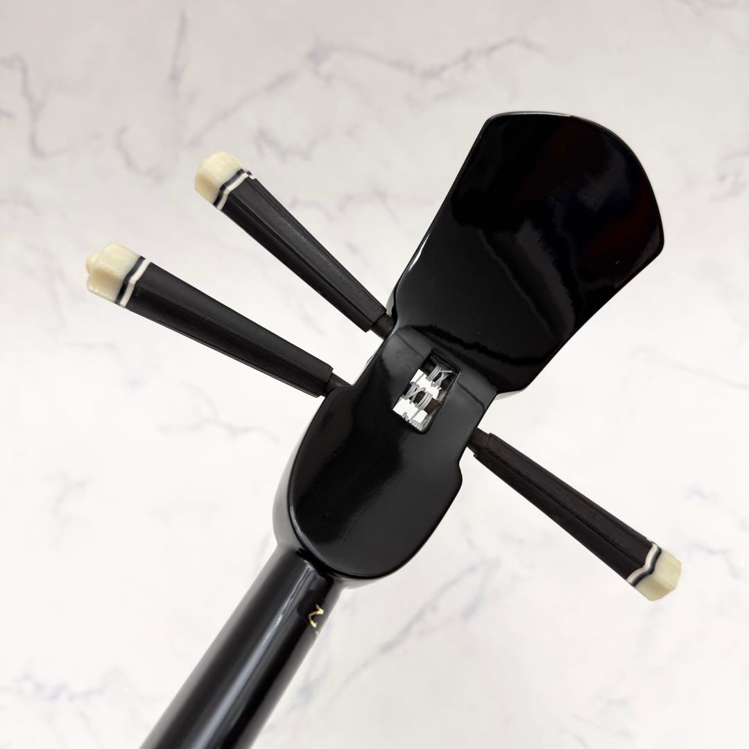 ☆美品☆ 三線 本皮 本革 蛇皮 蛇革 沖縄 三味線 琉球　ハードケース付き