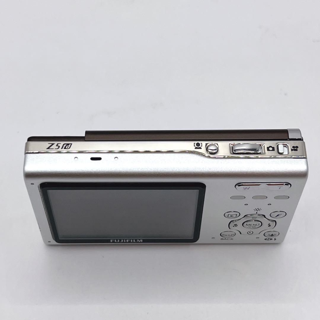 【極美品】 FUJIFILM FinePix Z5fd デジカメ　ブラウン