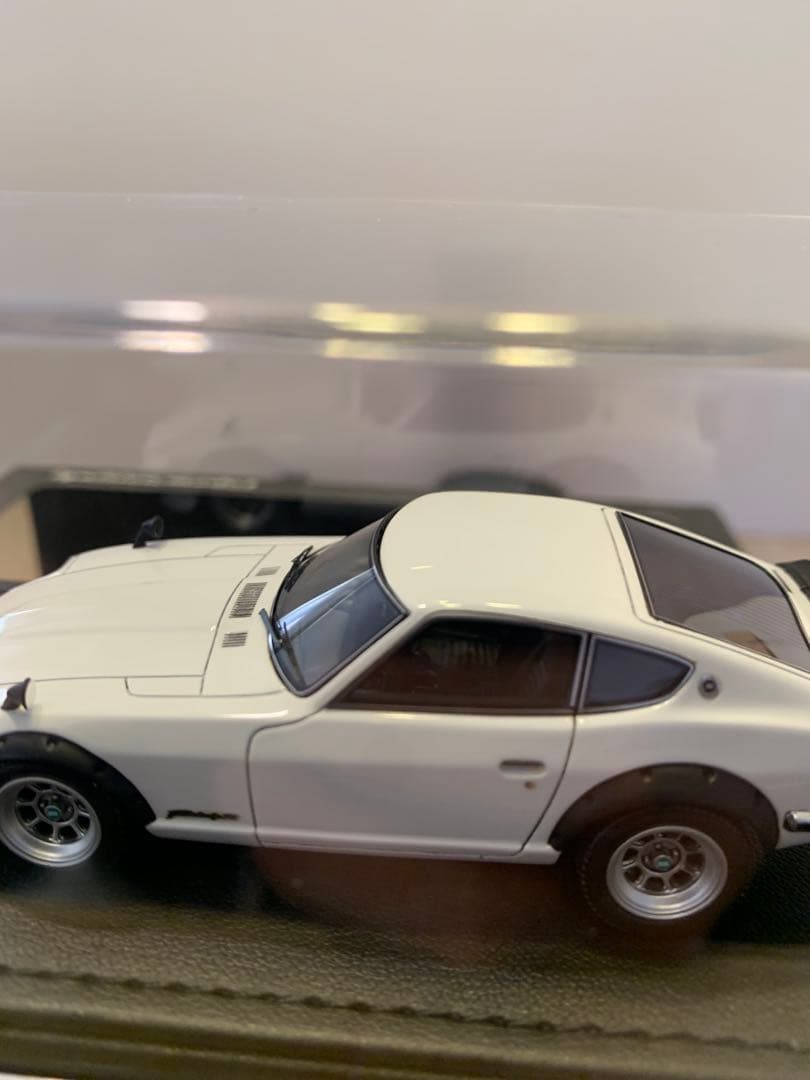 イグニッションモデル　1/43 フェアレディ　Z S30 ホワイト 0022