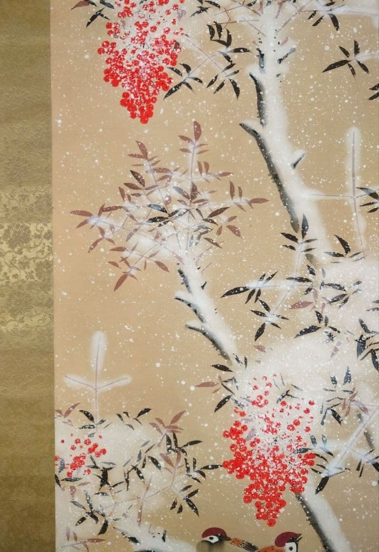 3-11　掛け軸　秀鳳　雪中南天雀図