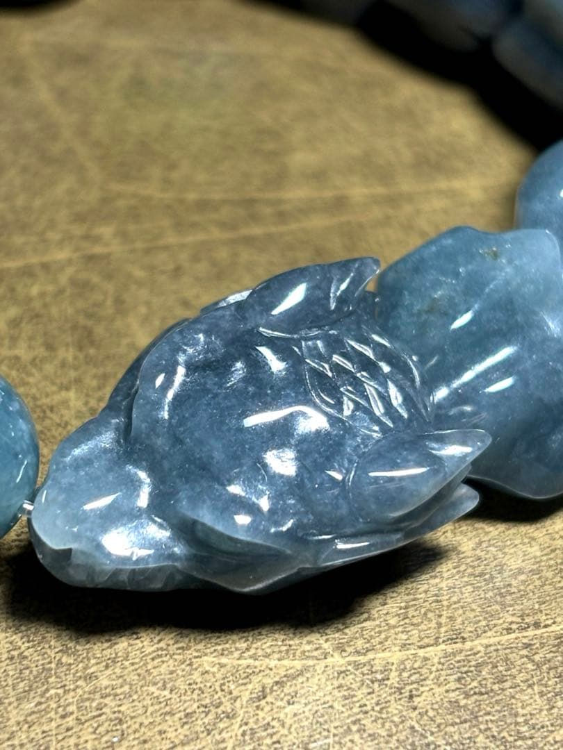 グアテマラ翡翠ドラゴンブレスレット（新品未使用）15㎜超高品質ブルー　鑑定書付き