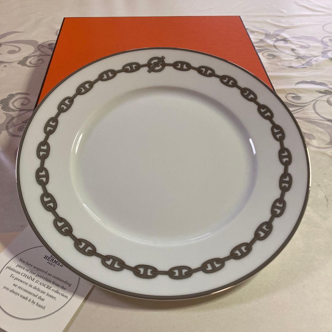 美品 HERMES シェーヌダンクル プレート 27cm プラチナ