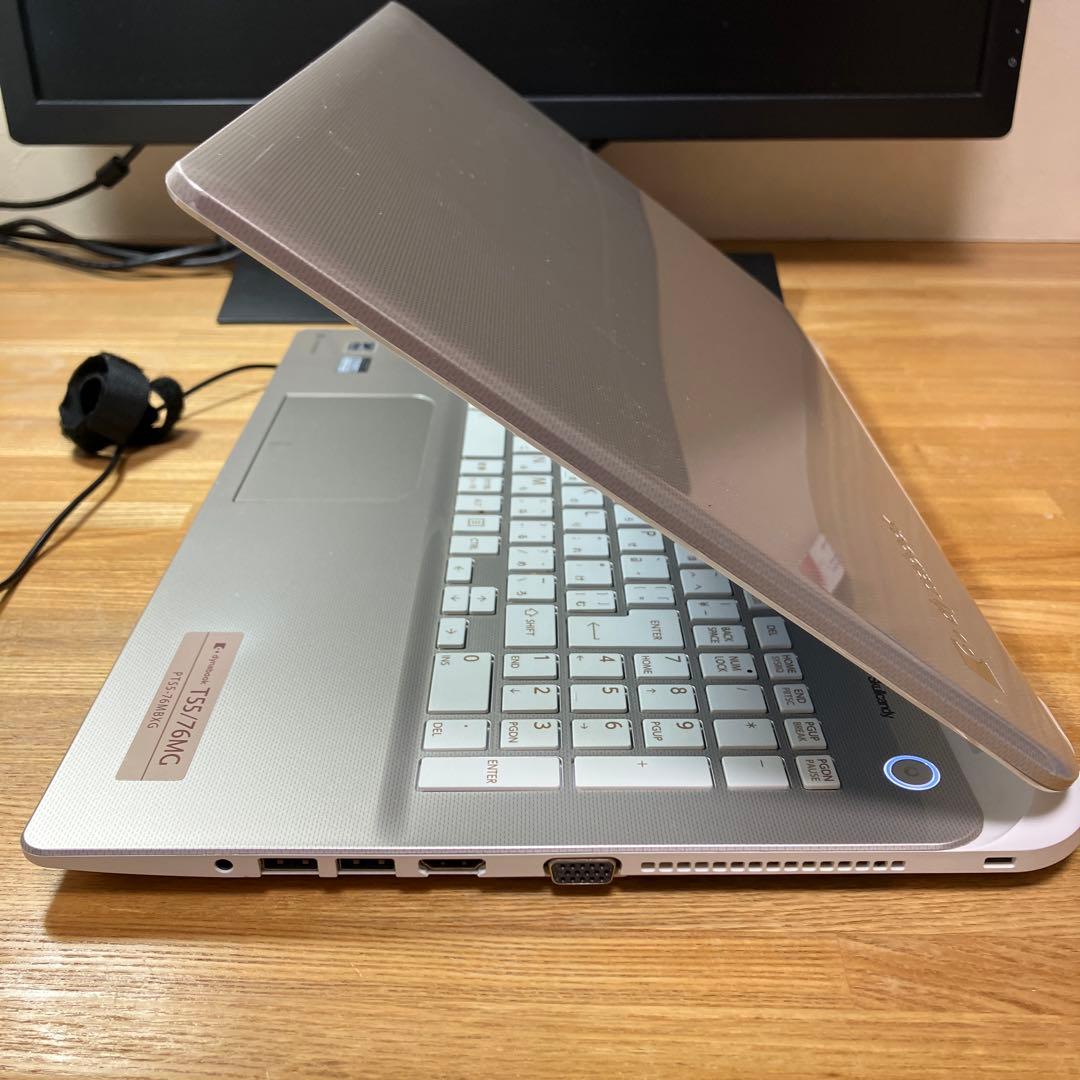 東芝dynabook T55/76MG Corei7搭載