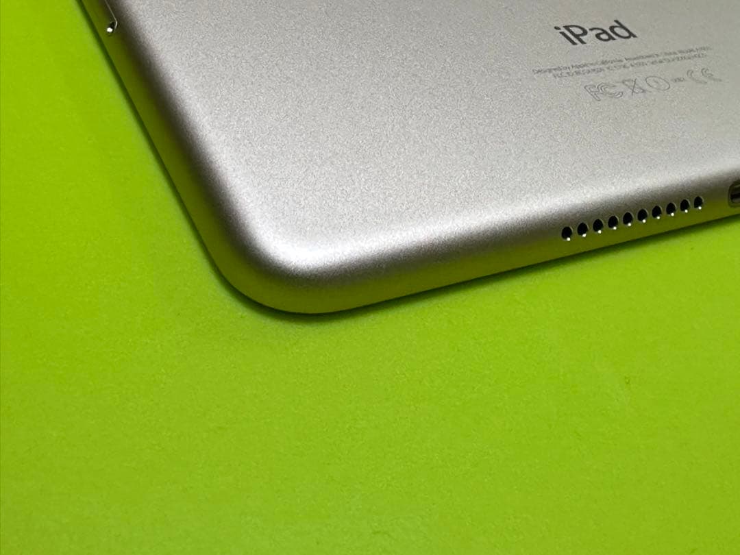 iPad mini 4 Wi-Fi + Cellular 32G ジャンク品！！