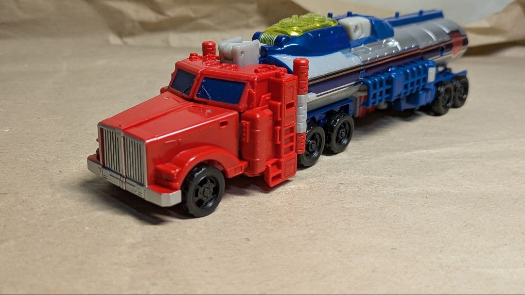 トランスフォーマーTR　オプティマスプライム