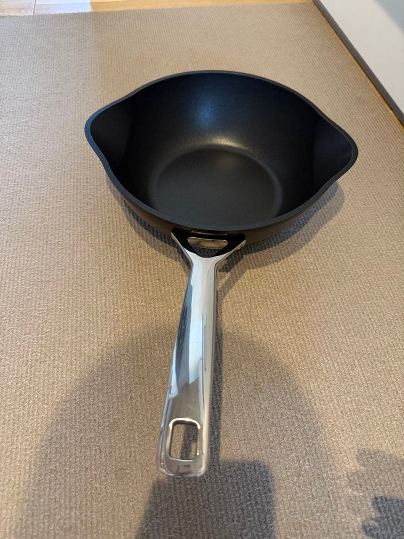 シェフズパン・ダブルスパウト 24cm NC (フタ付き)