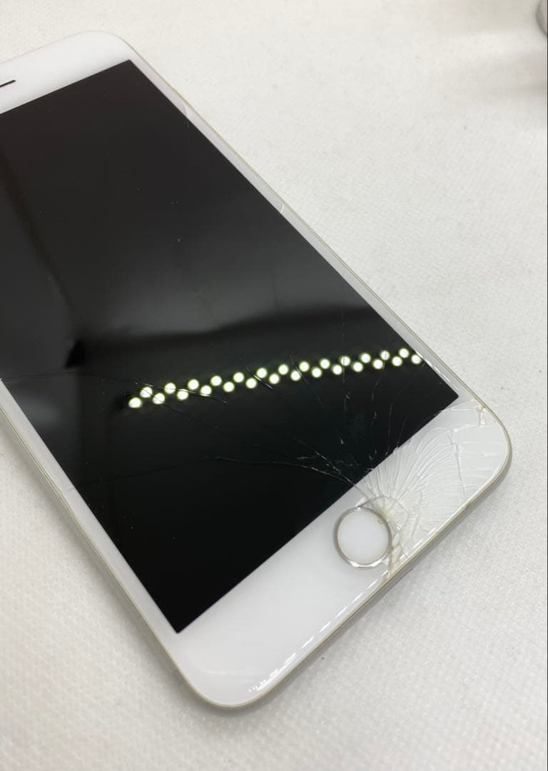 iPhone 8 Plus 256GB 本体　13240
