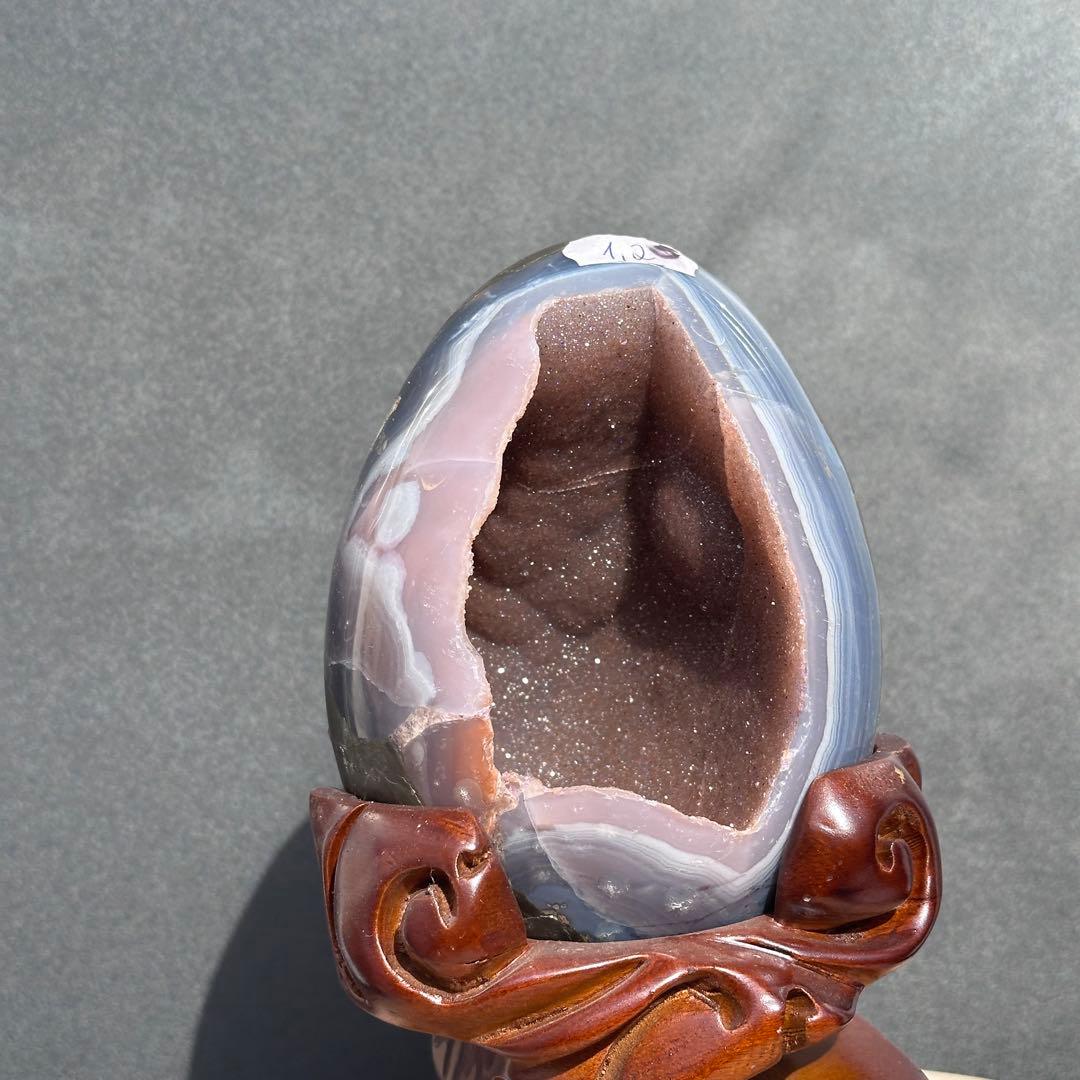 ウルグアイ産❣️天然石 瑪瑙の卵形　置物D.474