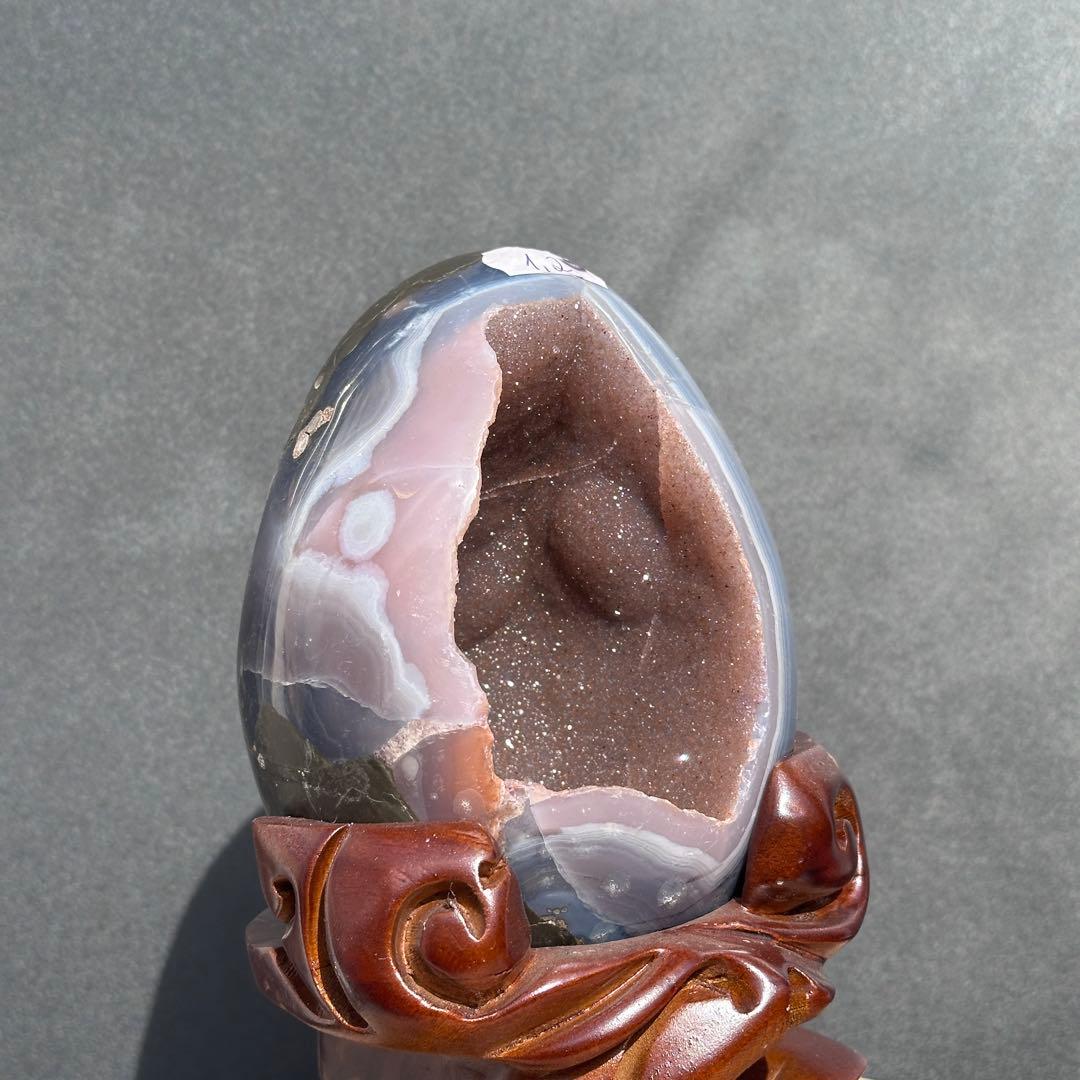 ウルグアイ産❣️天然石 瑪瑙の卵形　置物D.474