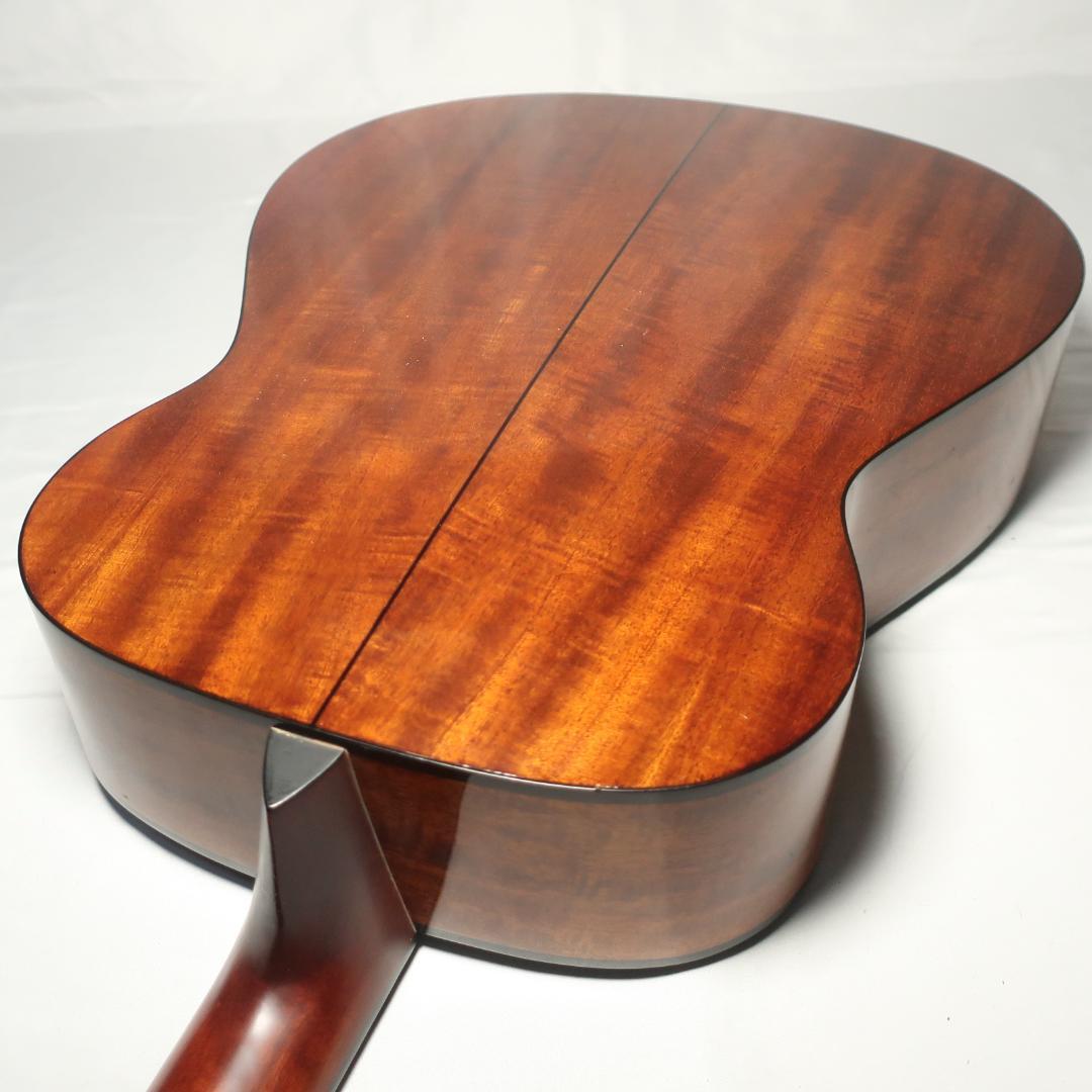 Morris MF-256TS アコースティックギター ケース付