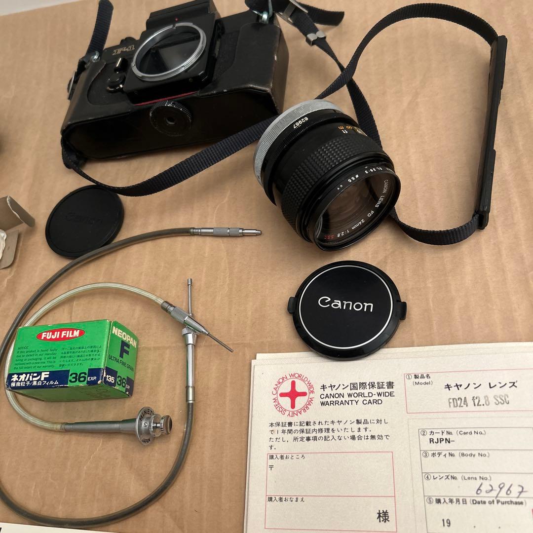 Canon F-1 フィルム一眼レフカメラ　付属品まとめてセット