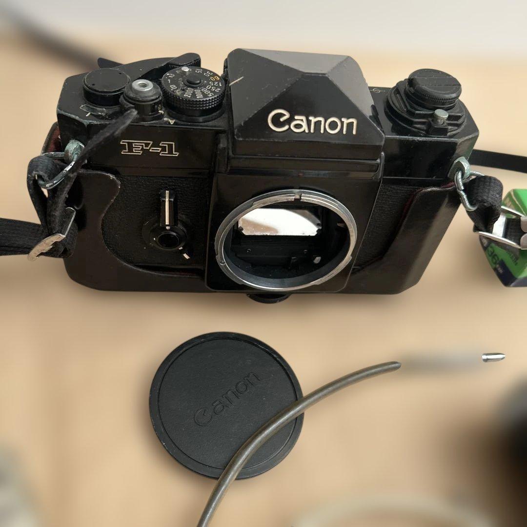 Canon F-1 フィルム一眼レフカメラ　付属品まとめてセット