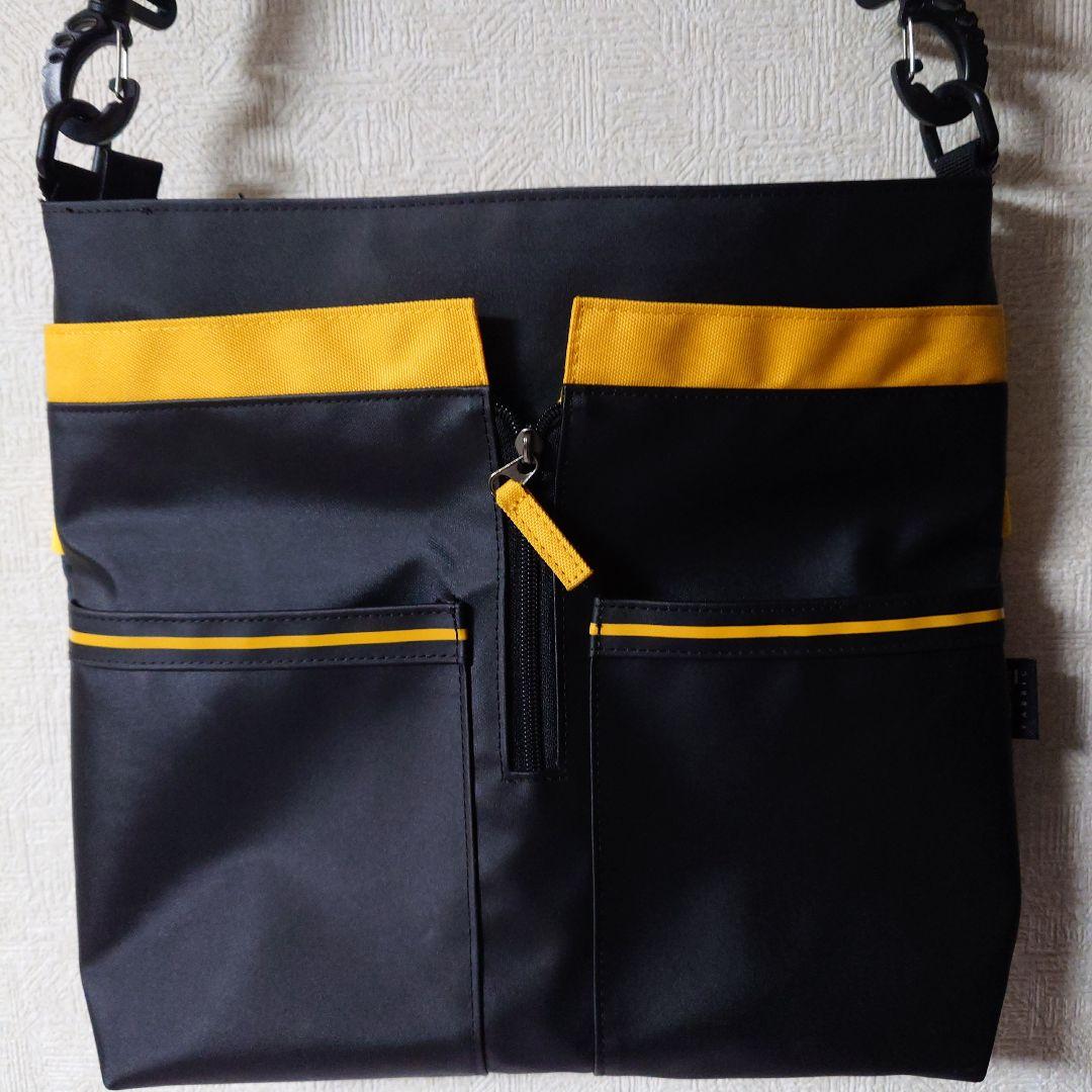 FIRST BY 鏡音リン・レン　リバーシブルショルダーバッグ